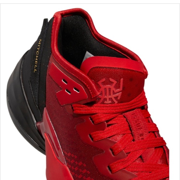 adidas | D.O.N. Issue 4 | Men - Size: 10 or Women - Size: 11 - Picture 5 of 16